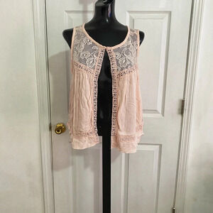 Poof Open Front Top sz Medium